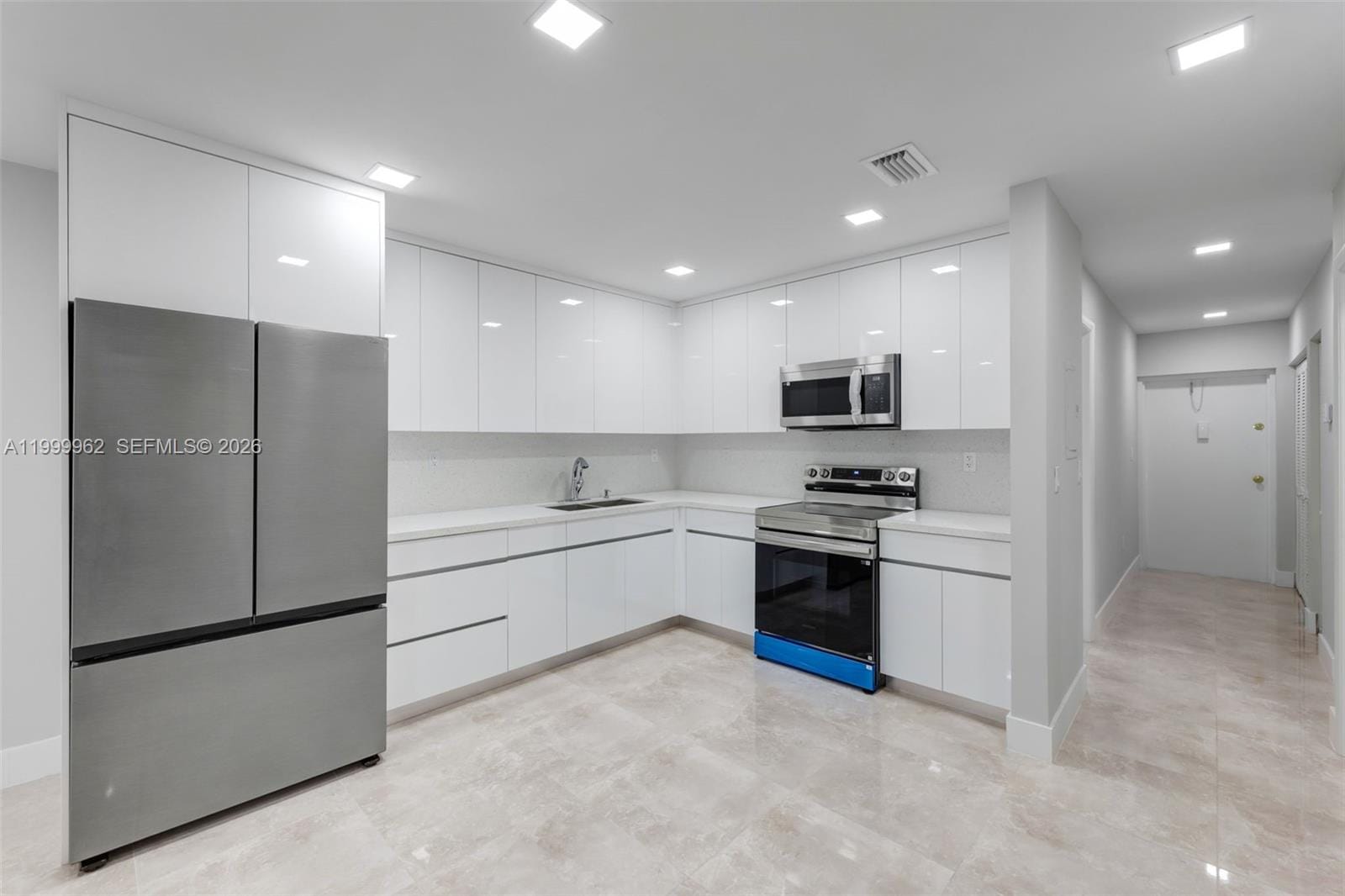 15685 SW 82nd Cir Lane 28, Miami, FL 33193 photo 11
