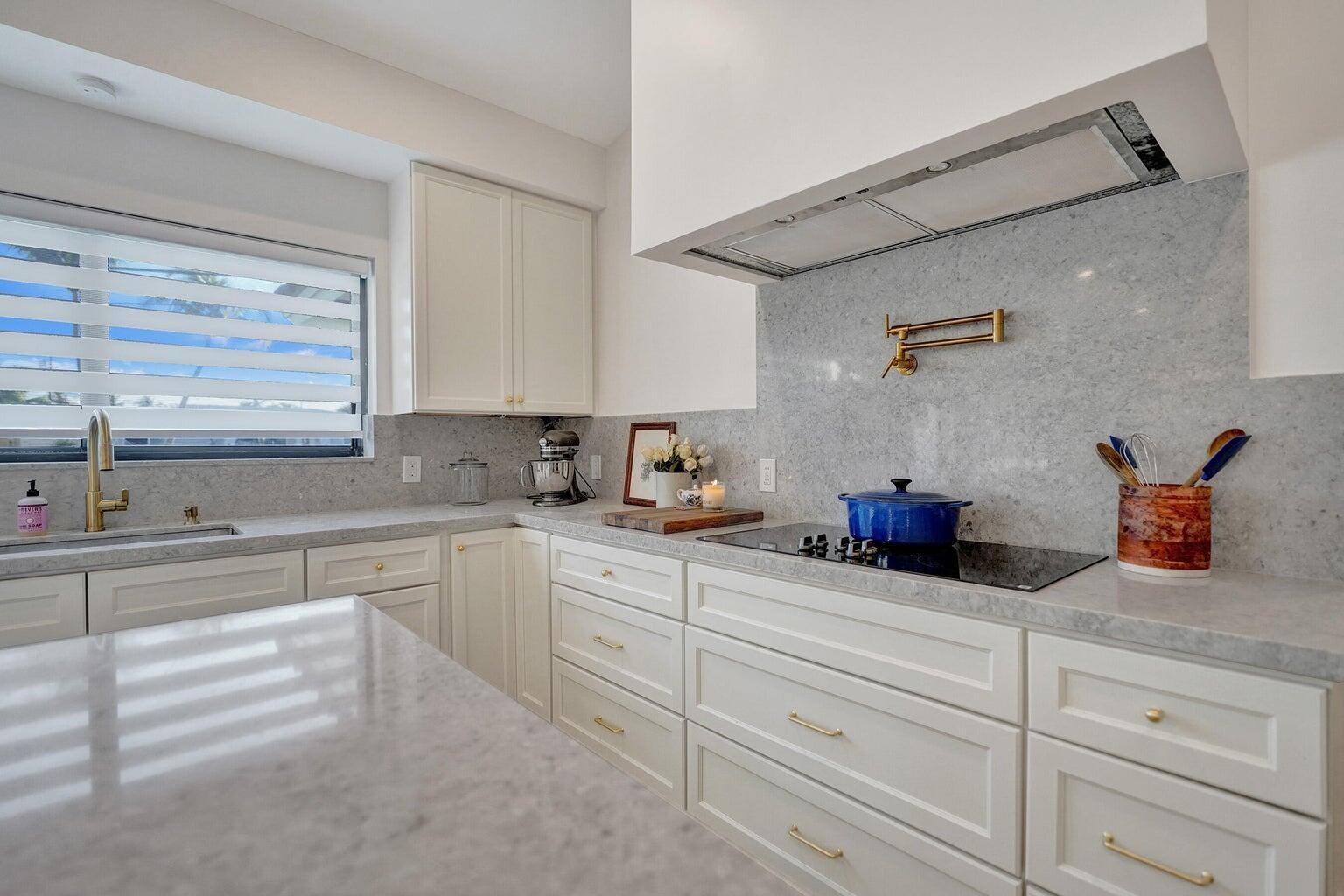 1107 SE 13th Court, Deerfield Beach, FL 33441 photo 16
