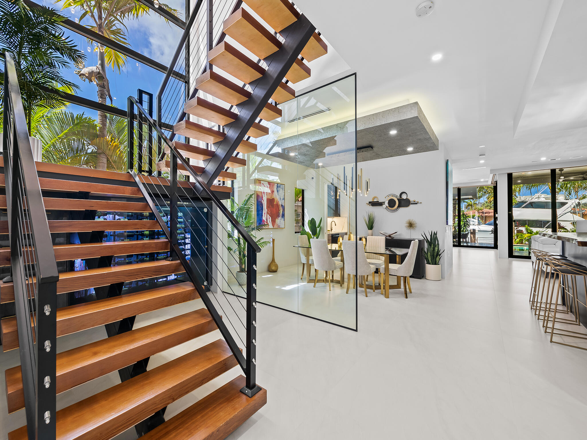 609 Poinciana Drive — photo 3