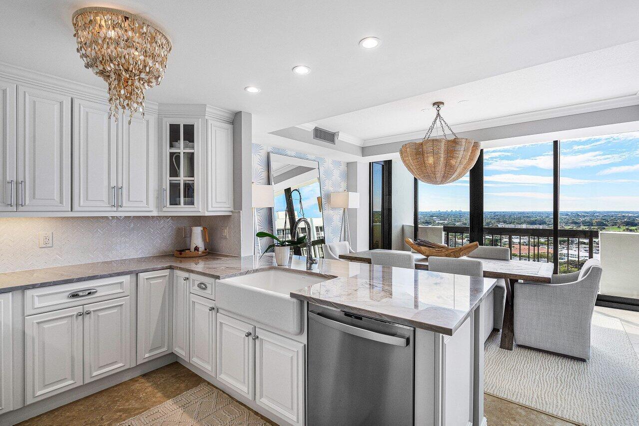 108 Lakeshore Drive 38-ph, North Palm Beach, FL 33408, North Palm Beach
