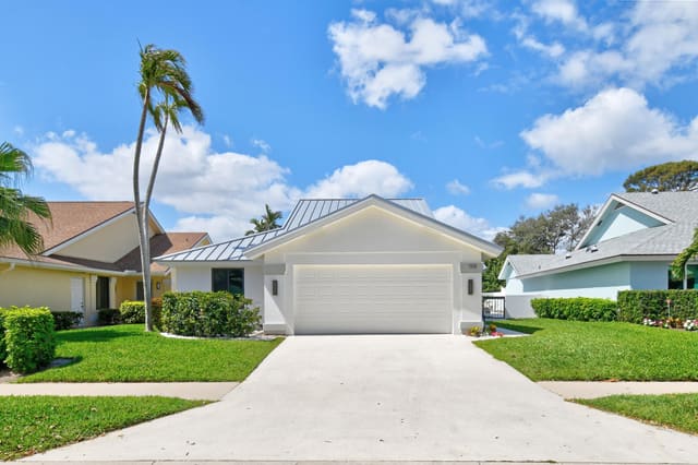 198 Ridge Road, sold in Ridge At The Bluffs, Jupiter, FL