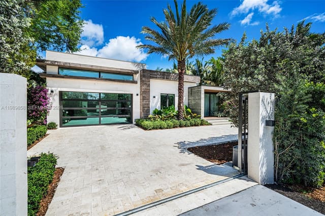967 NE 78th Street, sold in Shore Crest, Miami, FL