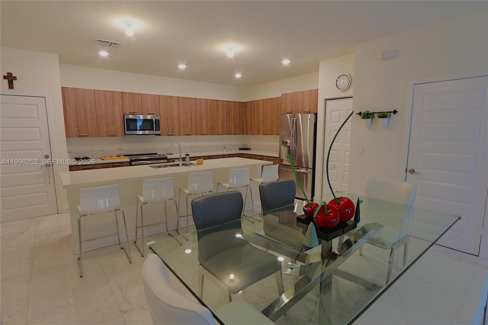 4738 NW 83rd Path, Doral, FL 33166 photo 8