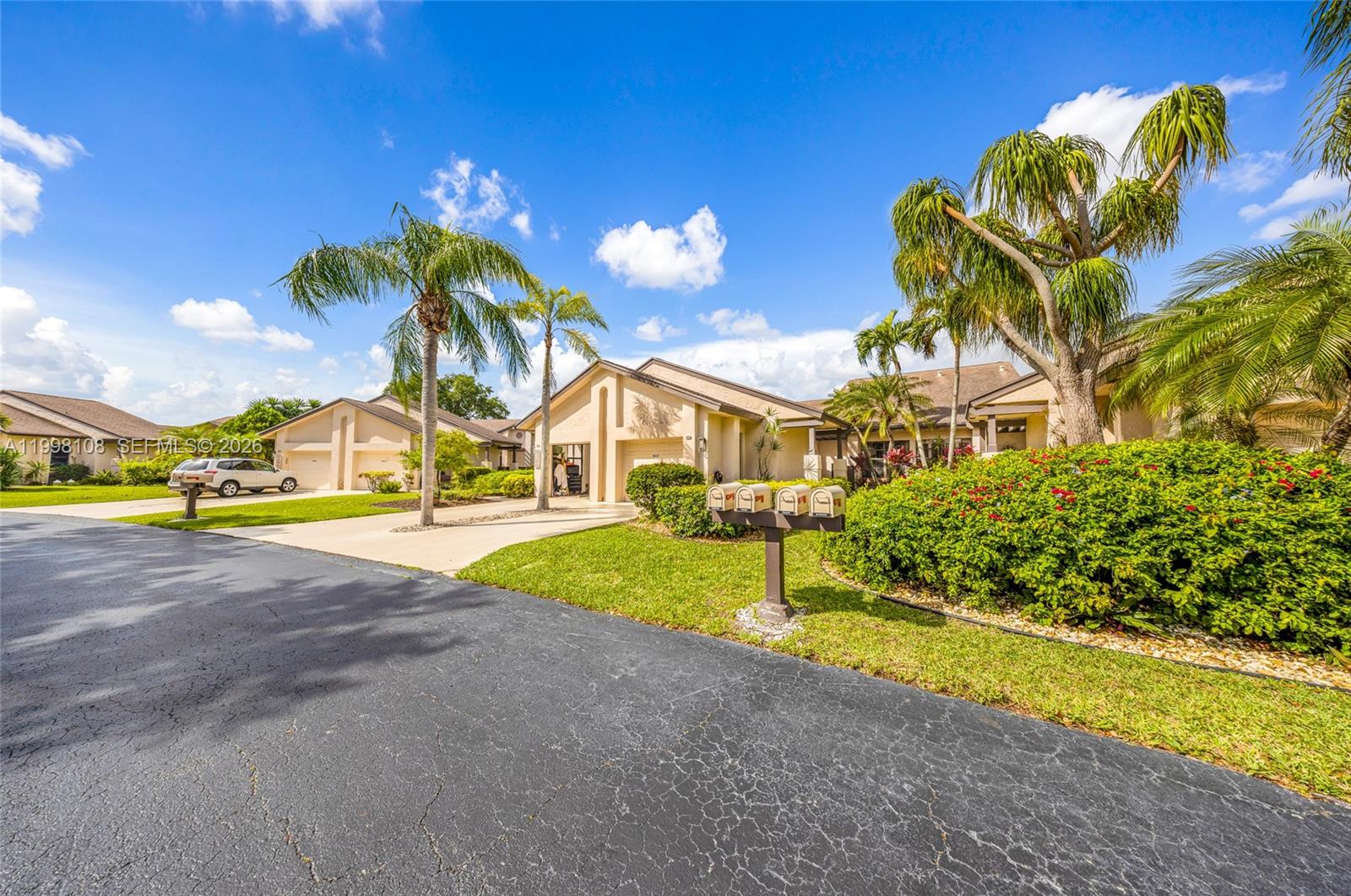 5302 Fairway Woods Drive 4612 — photo 4