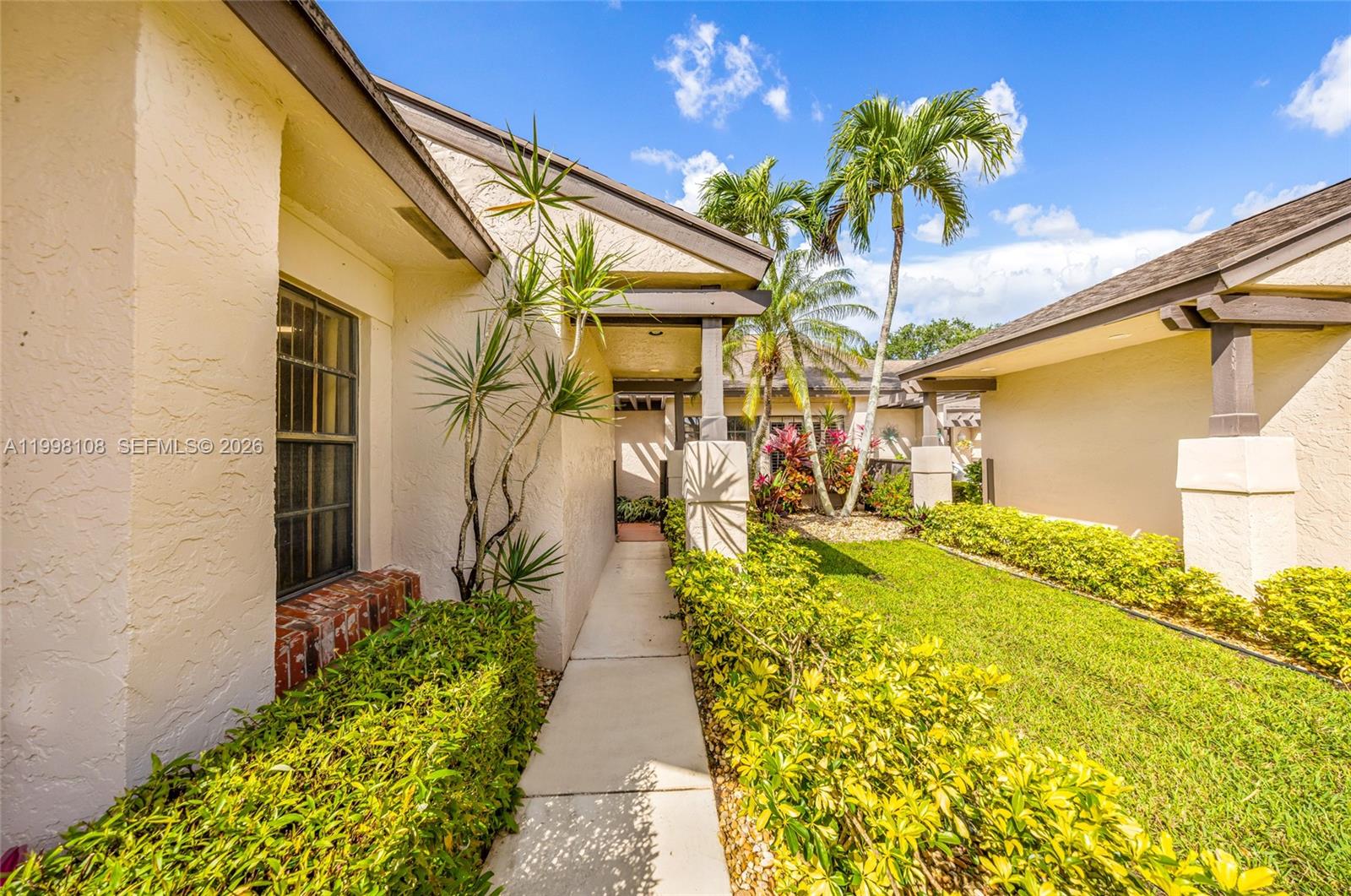 5302 Fairway Woods Drive 4612 — photo 8