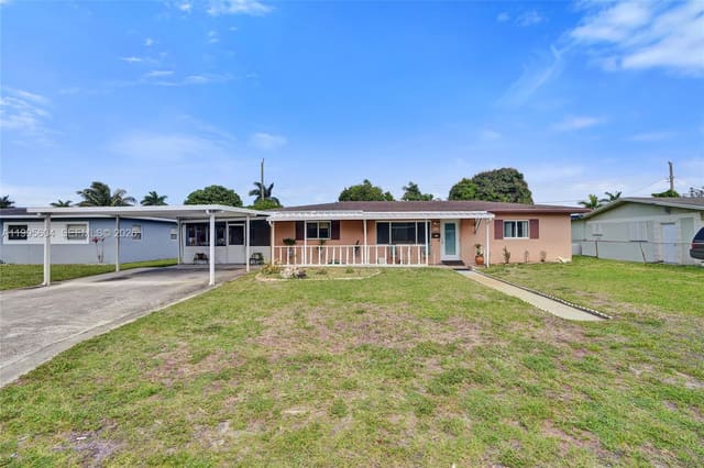 3811 NW 174th Street, sold in Carol City, Miami Gardens, FL