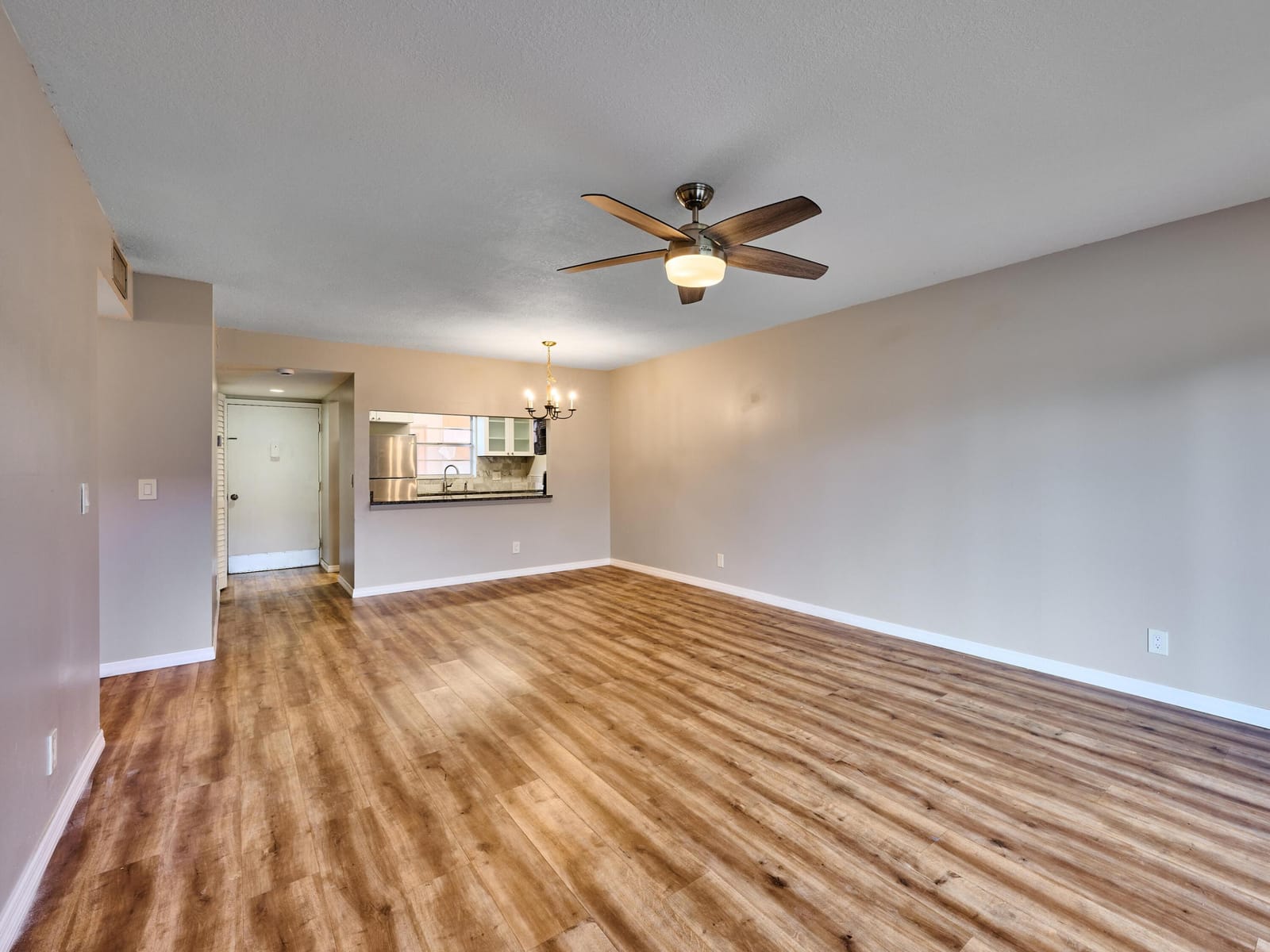 12021 W Greenway Drive 105, Royal Palm Beach, FL 33411 photo 21