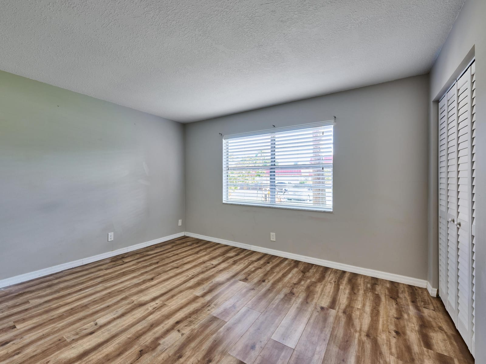 12021 W Greenway Drive 105, Royal Palm Beach, FL 33411 photo 26