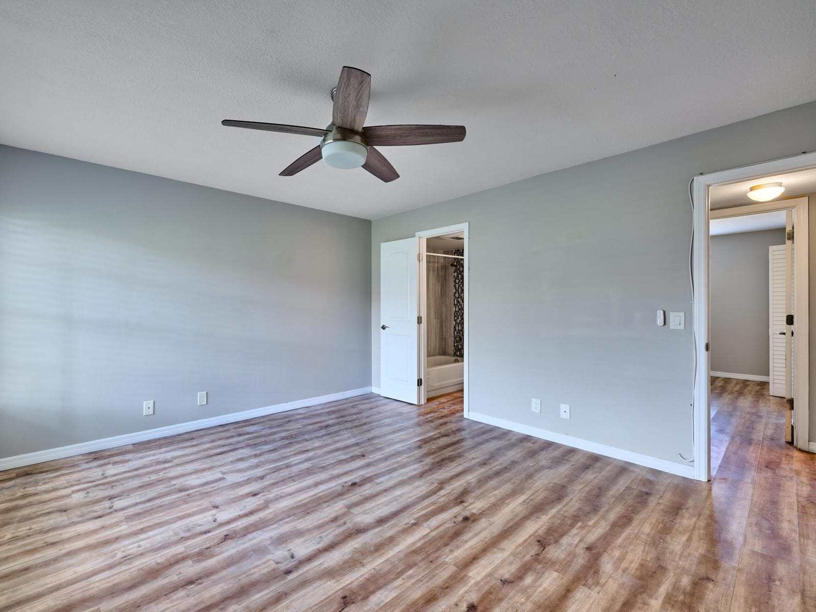 12021 W Greenway Drive 105, Royal Palm Beach, FL 33411 photo 29