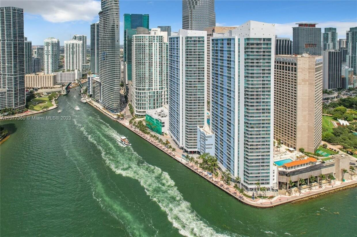325 S Biscayne Boulevard 2926, Miami, FL 33131, Miami