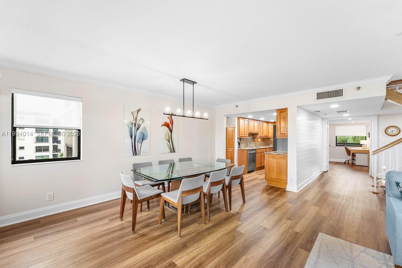 364 Golfview Road 505 — photo 10