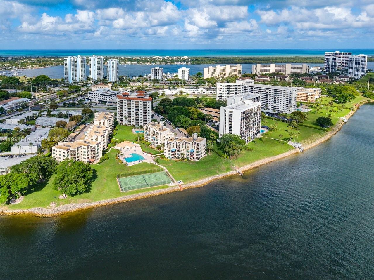364 Golfview Road 505, North Palm Beach, FL 33408, North Palm Beach