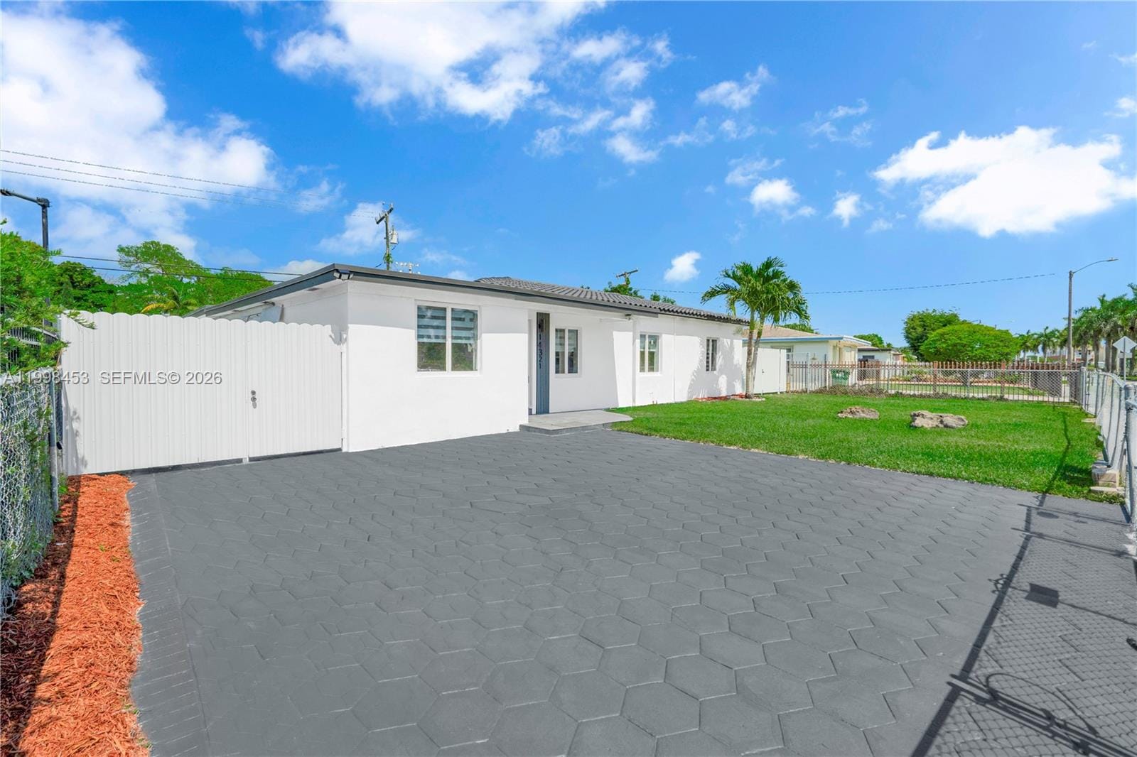 14321 Madison Street, Miami, FL 33176 photo 2