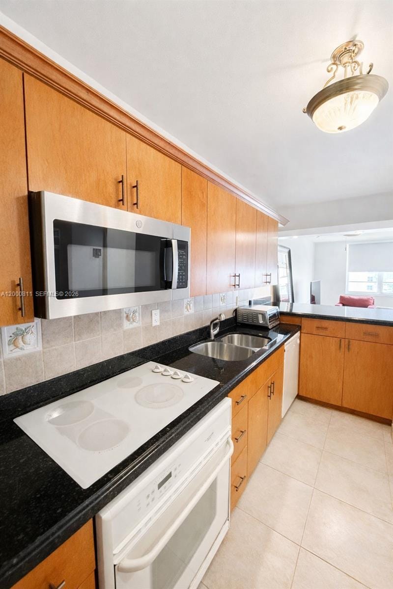 100 Lincoln Road 1405 — photo 10