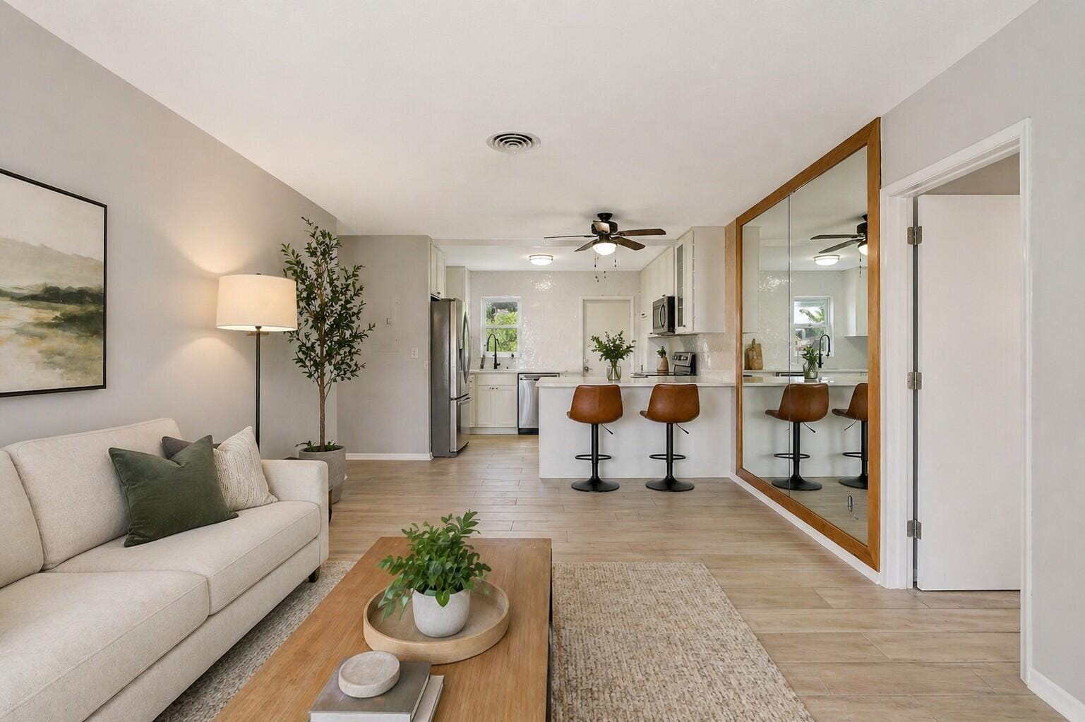 2829 NE 30th Street 302, Fort Lauderdale, FL 33306 photo 2