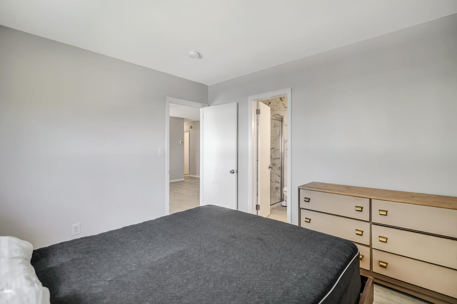 2829 NE 30th Street 302, Fort Lauderdale, FL 33306 photo 12