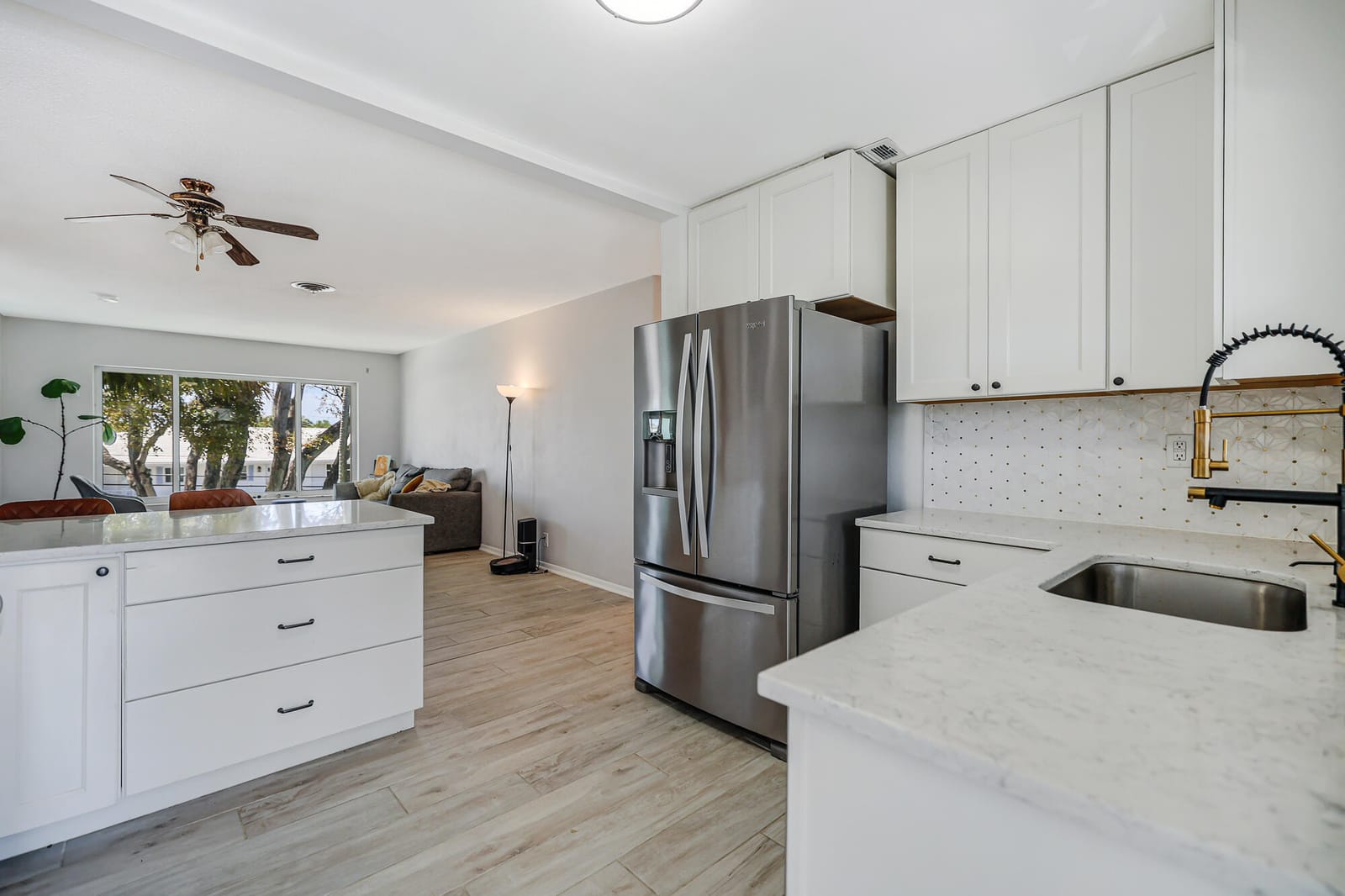 2829 NE 30th Street 302, Fort Lauderdale, FL 33306 photo 6