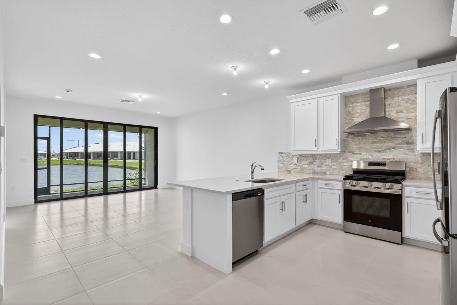 13600 SW Starkissed Lane, Port St. Lucie, FL 34987 photo 16