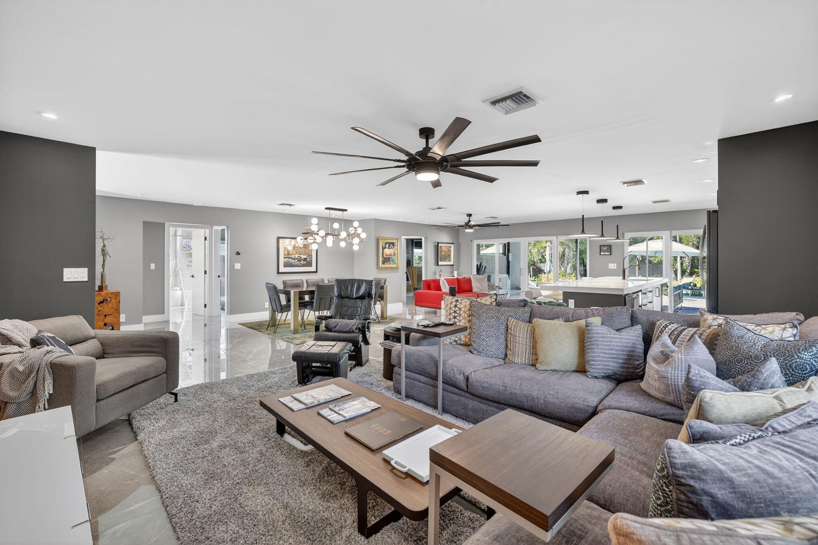 1721 NE 37th Street, Oakland Park, FL 33334 photo 12