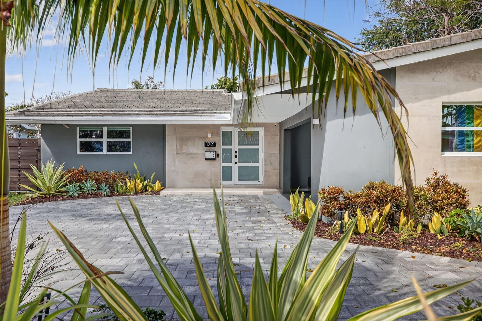 1721 NE 37th Street, Oakland Park, FL 33334 photo 5