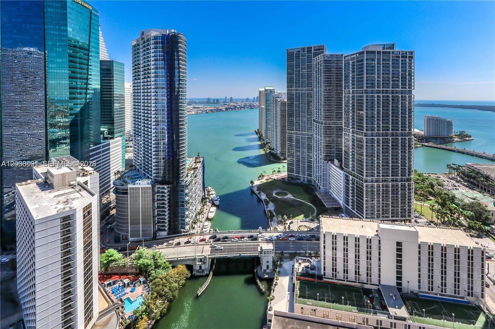 31 SE 5th Street 4212, Miami, FL 33131 photo 19