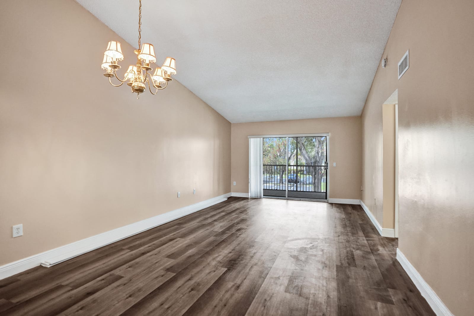 7557 Trent Drive 213, Tamarac, FL 33321 photo 14
