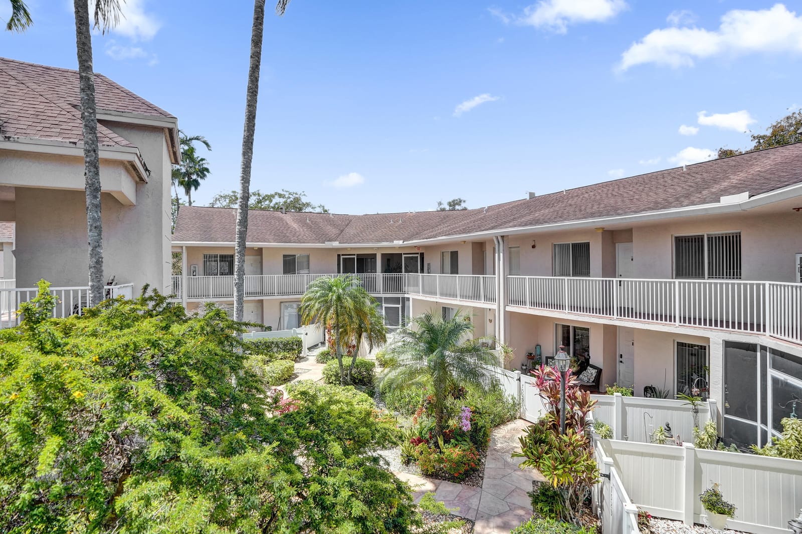 7557 Trent Drive 213, Tamarac, FL 33321 photo 3