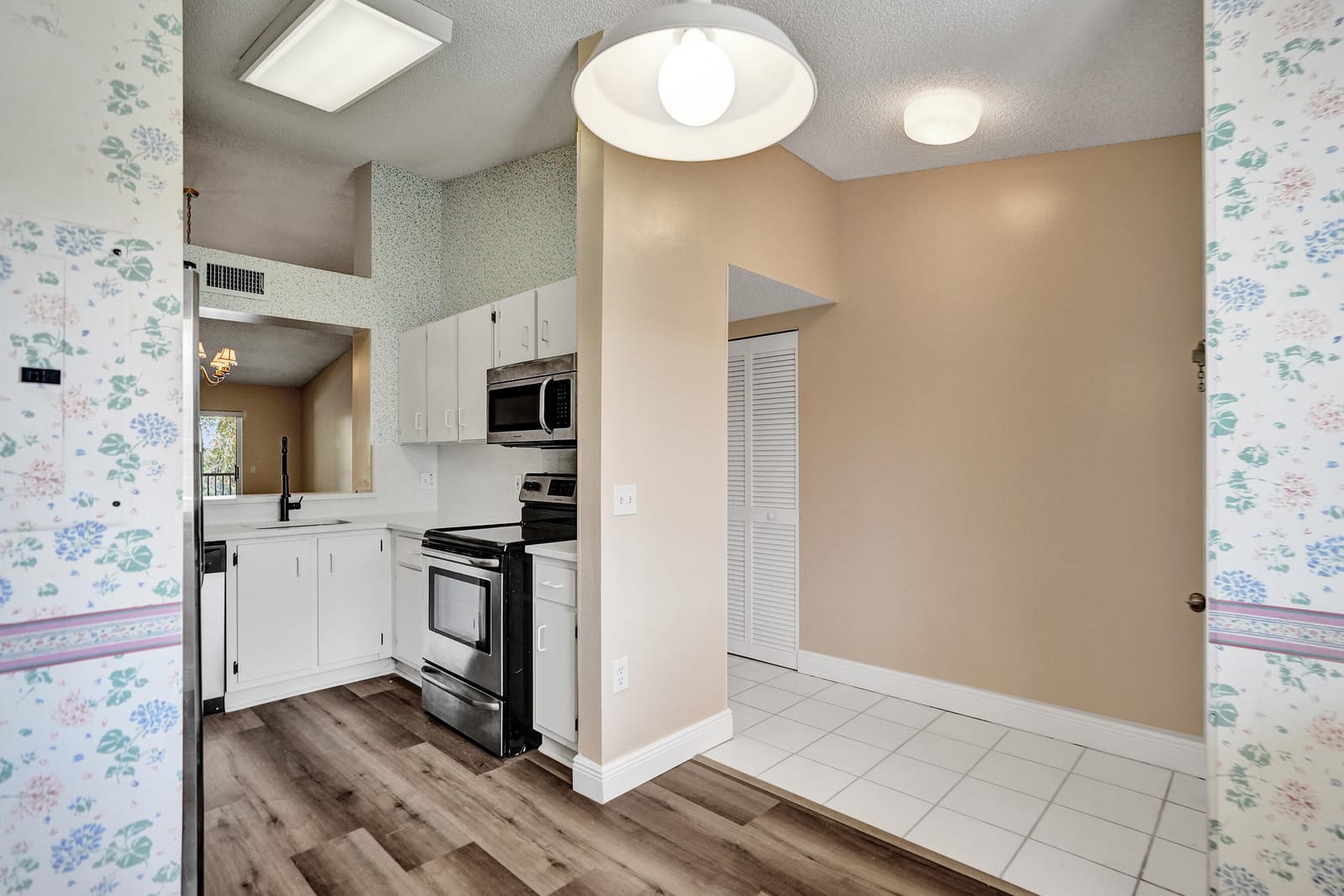 7557 Trent Drive 213, Tamarac, FL 33321 photo 7