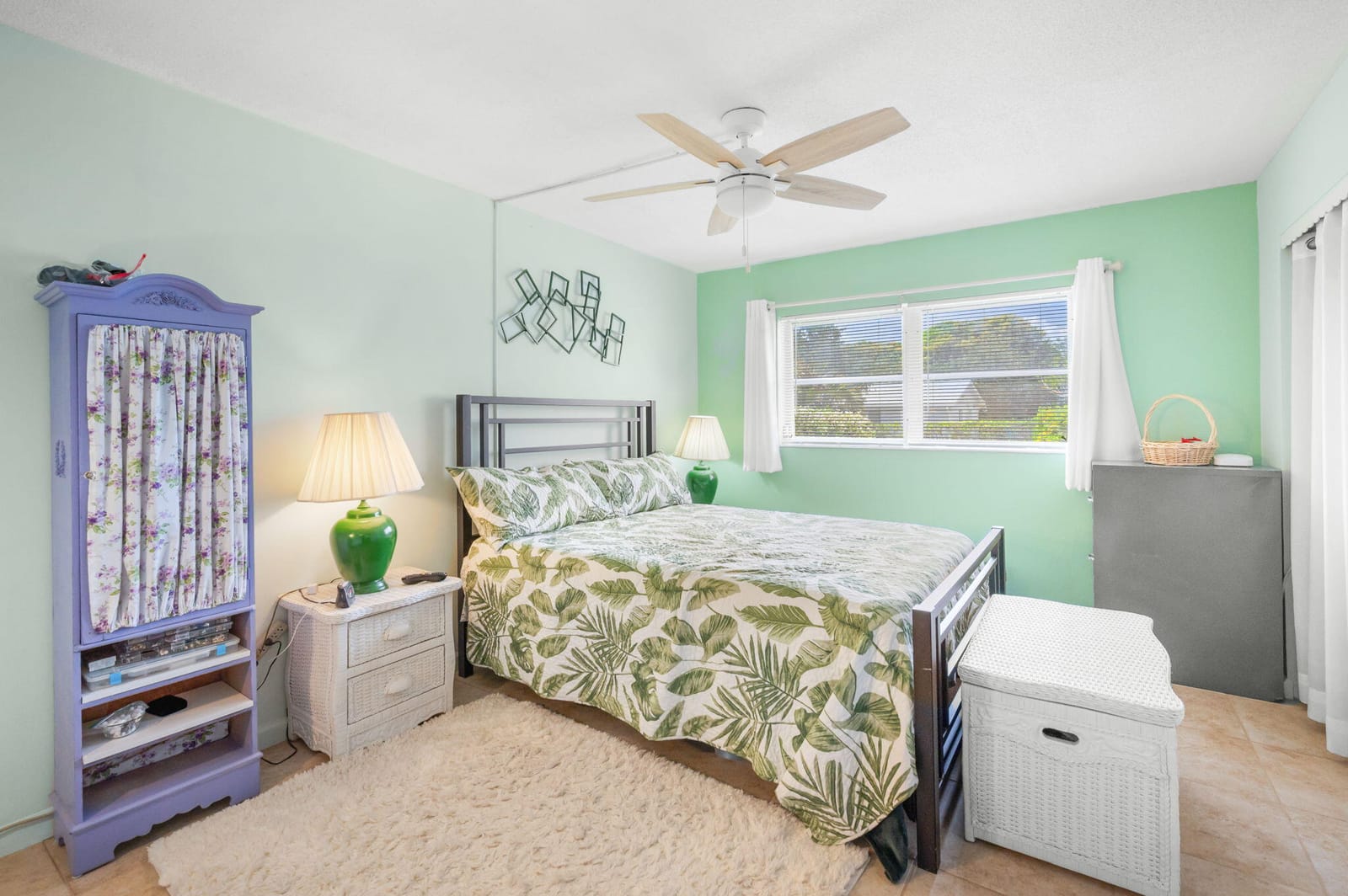 2102 NE 1st Way 103 — photo 7