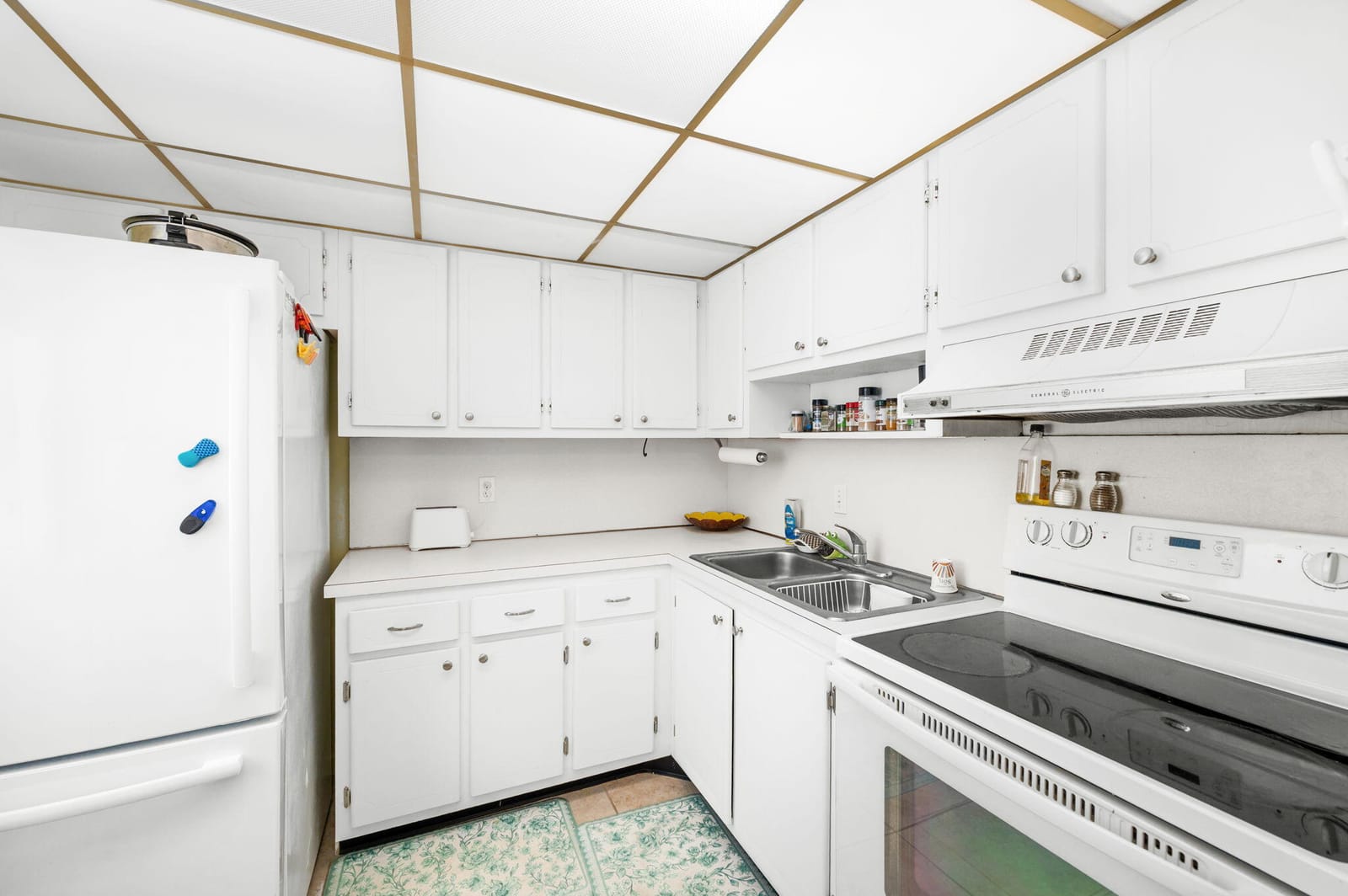 2102 NE 1st Way 103 — photo 5