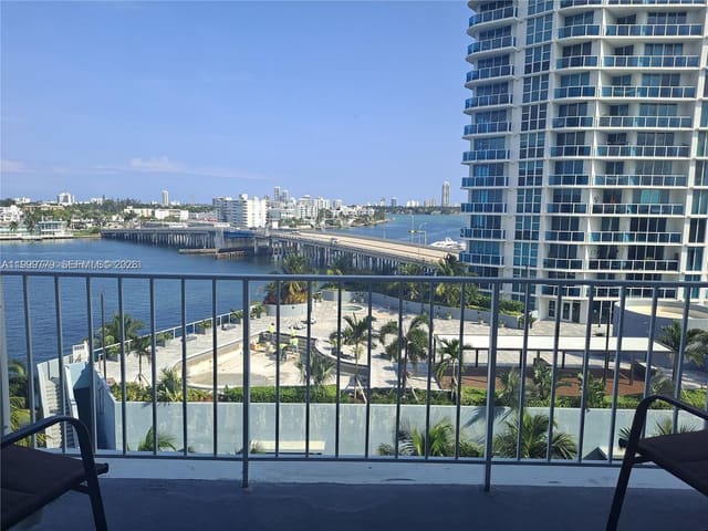 1865 79th St Causeway 8E, North Bay Village, FL 33141