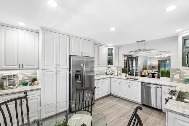 6410 Aspen Glen Circle, sold in Indian Spring - Green Lakes, Boynton Beach, FL