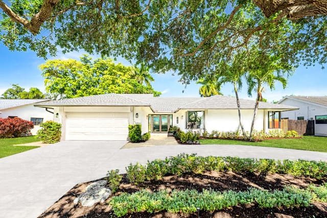 3028 NW 28th Avenue, sold in Boca Madera, Boca Raton, FL