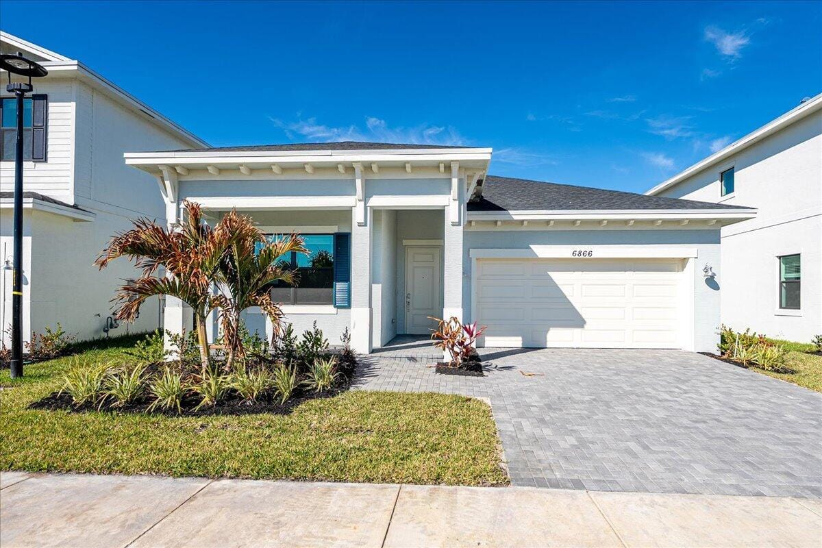 6923 NW Kestrel Lane, Port St. Lucie, FL 34987 photo 4