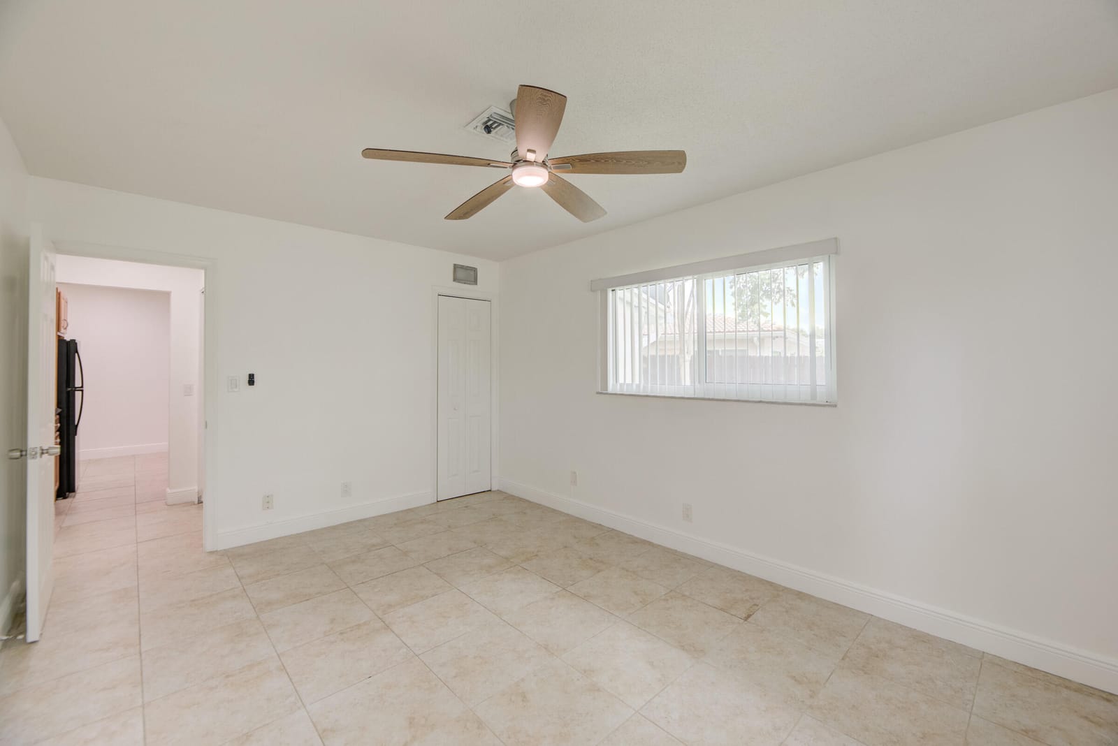 7546 NW 44th Court, Coral Springs, FL 33065 photo 5