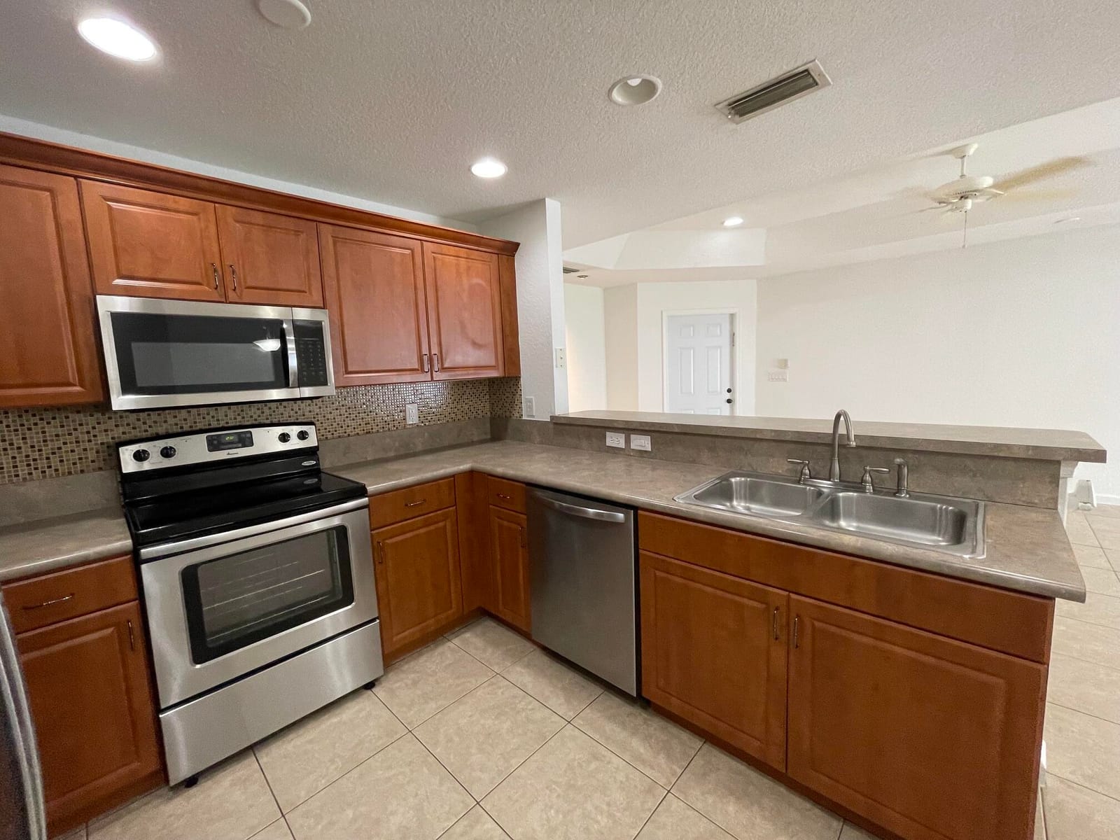 6655 Duval Avenue — photo 2