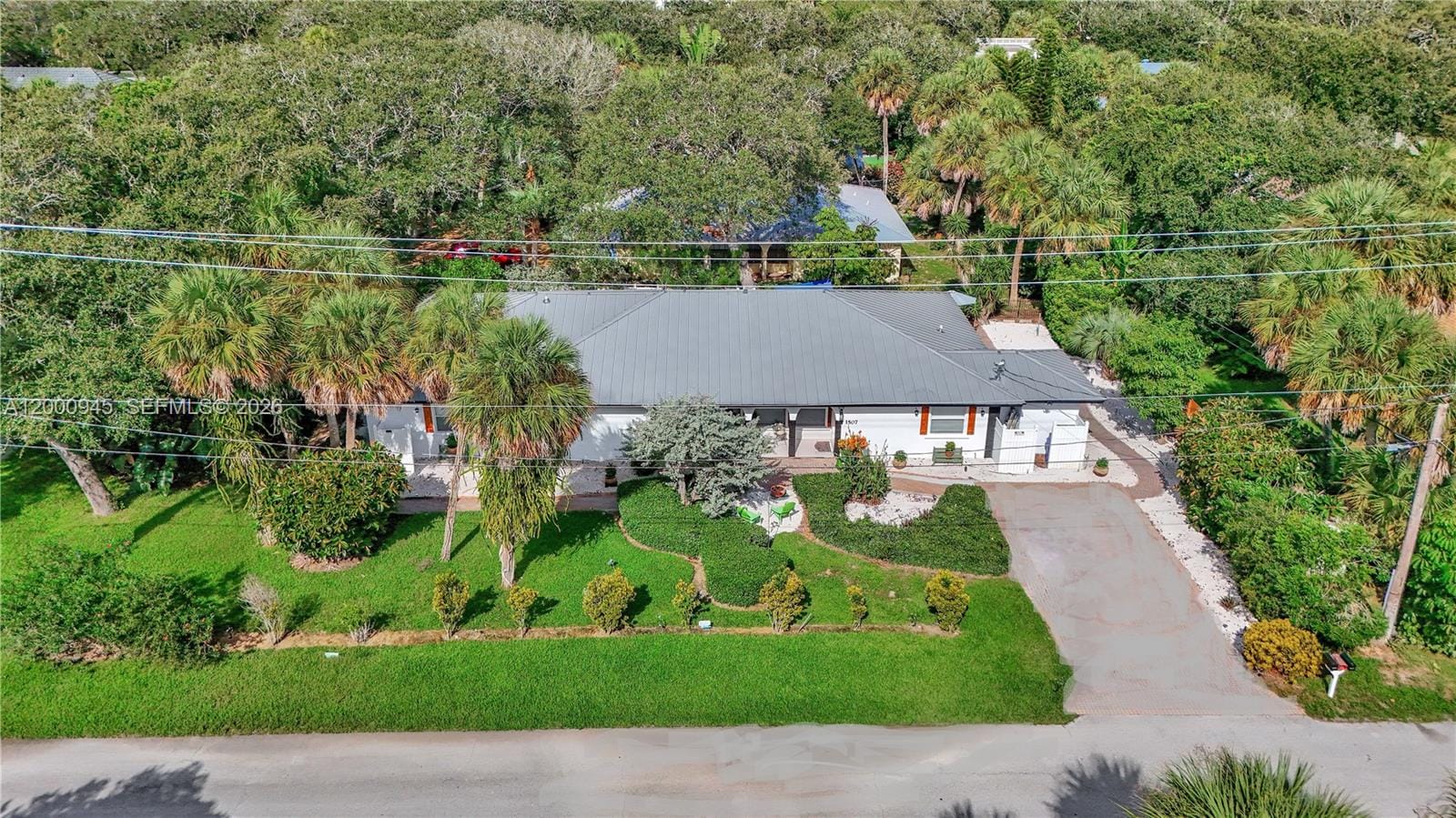 1505 Coral Avenue — photo 1