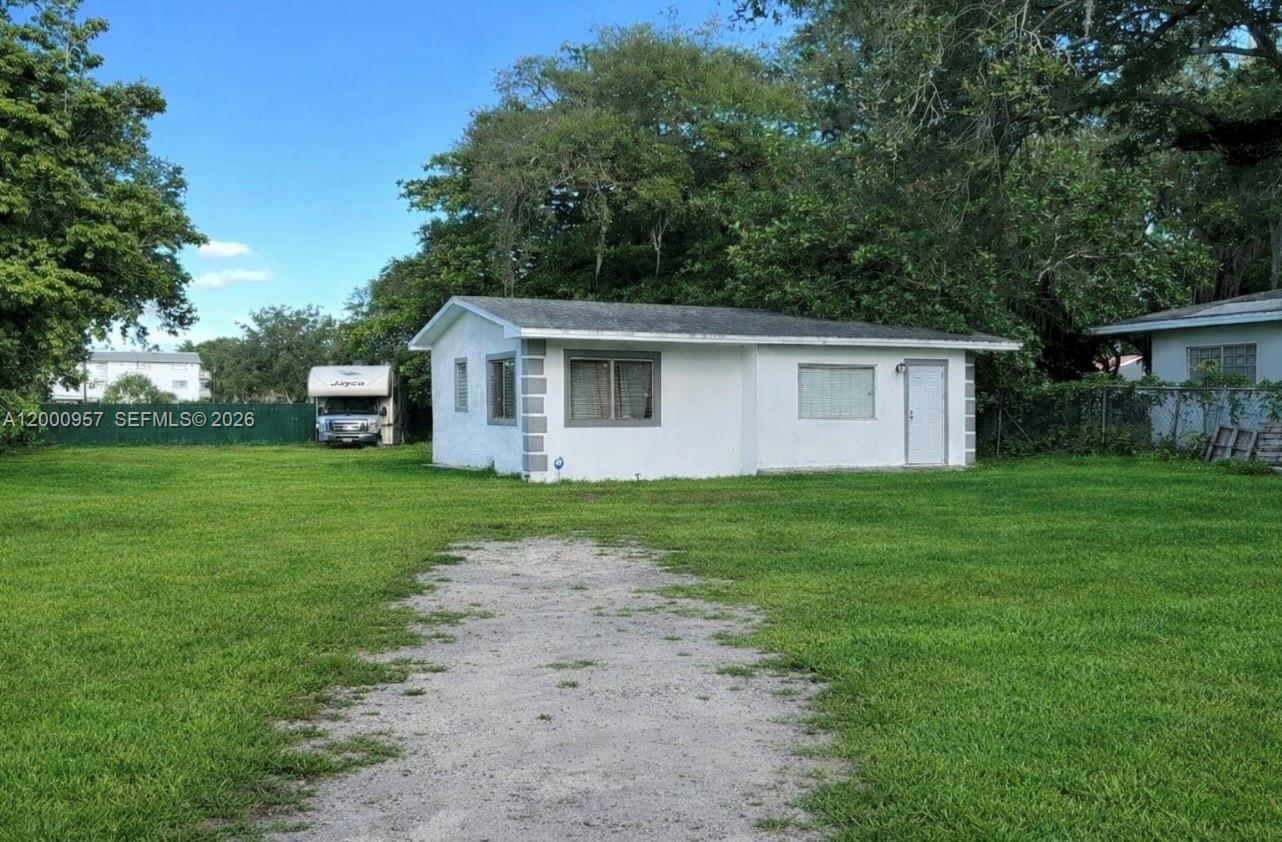 15206 NE 8th Avenue, Miami, FL 33162, Miami