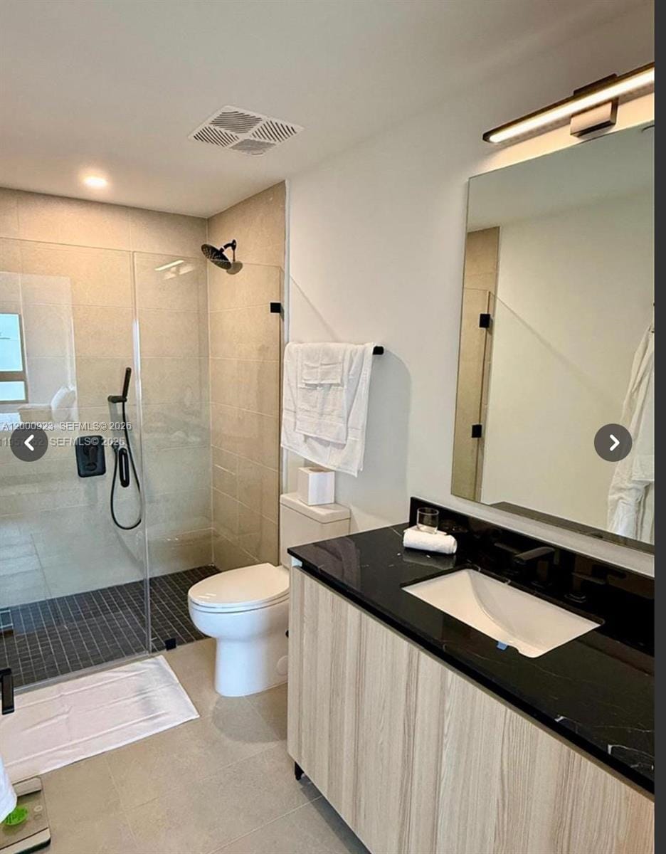 225 N Miami Avenue 212 — photo 10