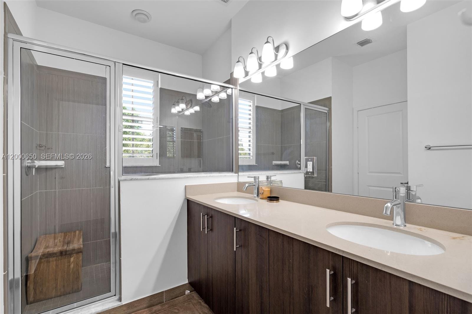 5113 NW 52nd Street — photo 5