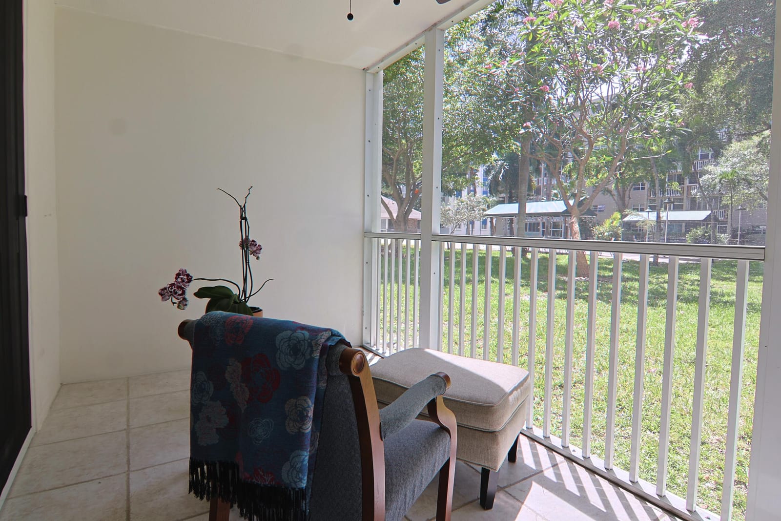 1000 NE 12th Avenue 106, Hallandale Beach, FL 33009 photo 19