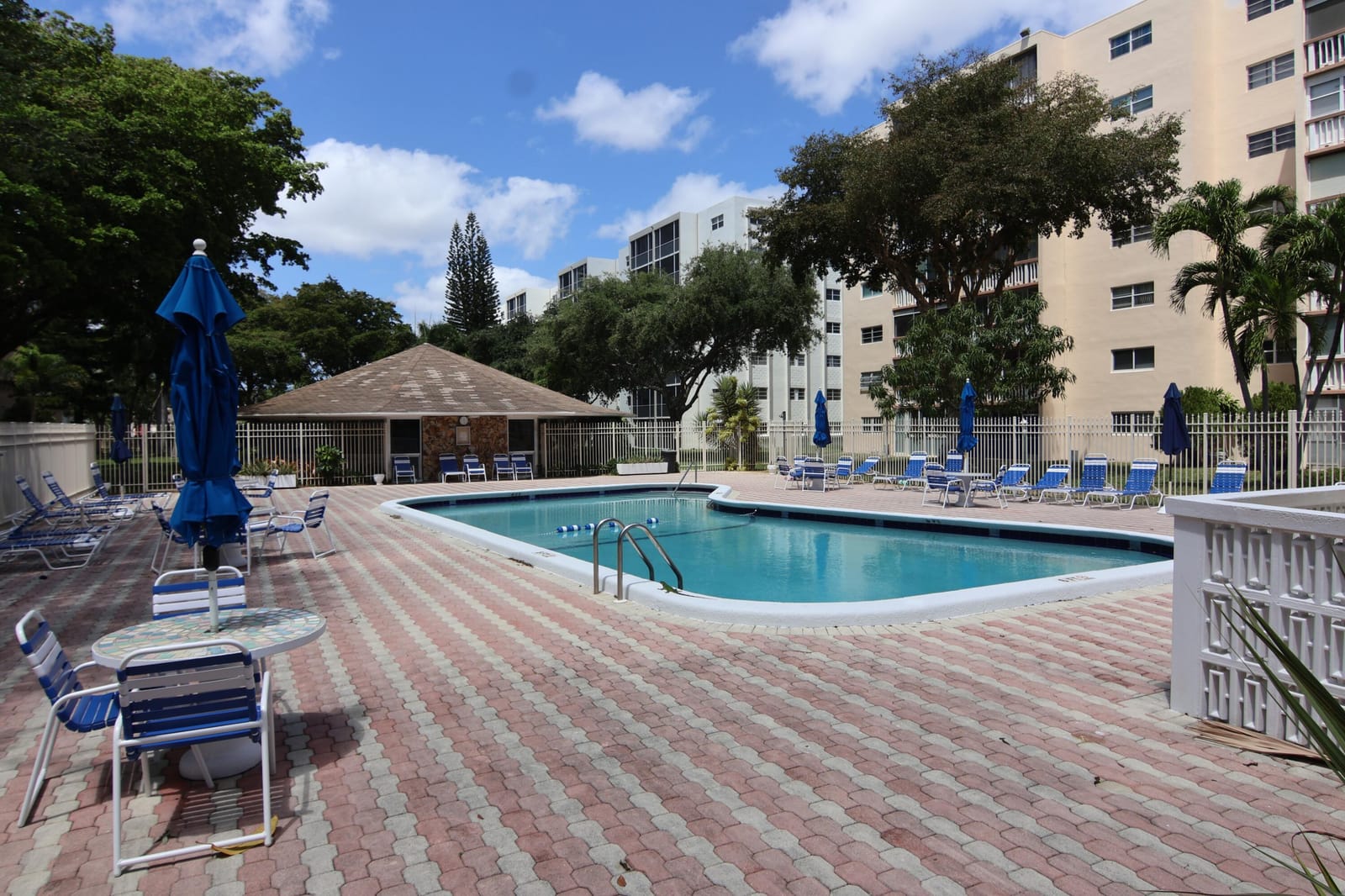 1000 NE 12th Avenue 106, Hallandale Beach, FL 33009 photo 23
