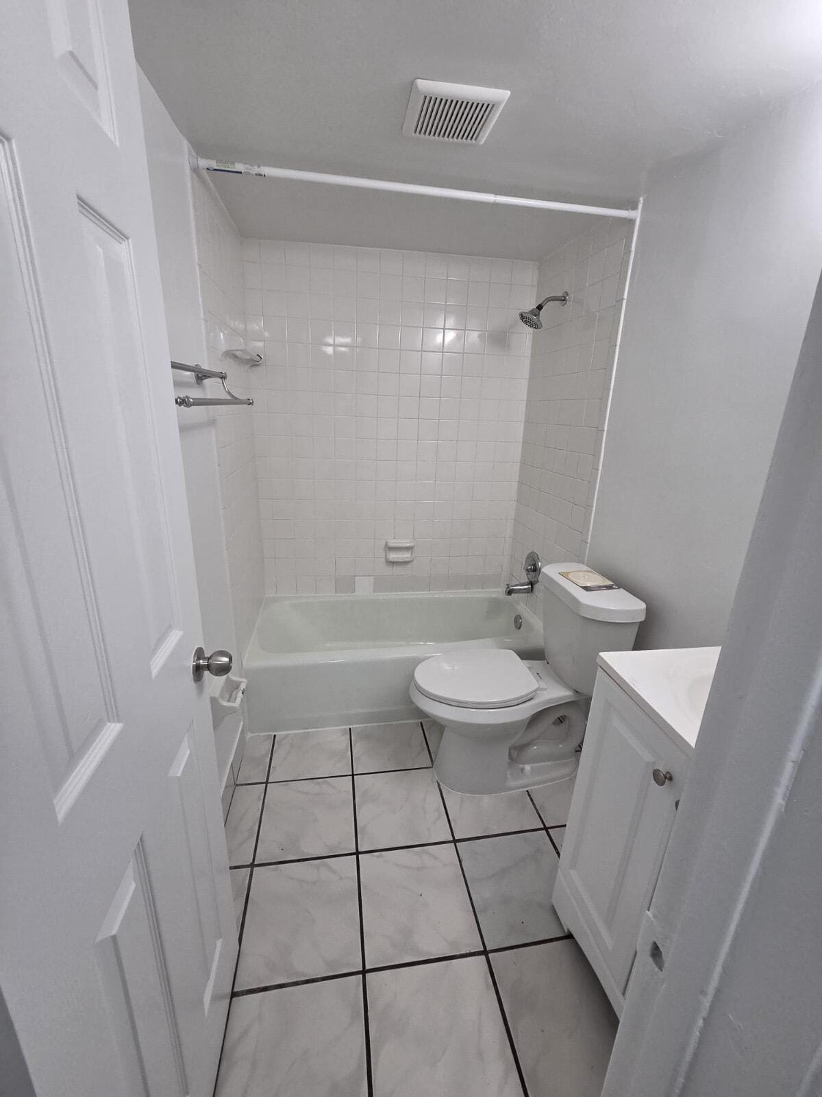 1401 NE 17th Court 110 — photo 6