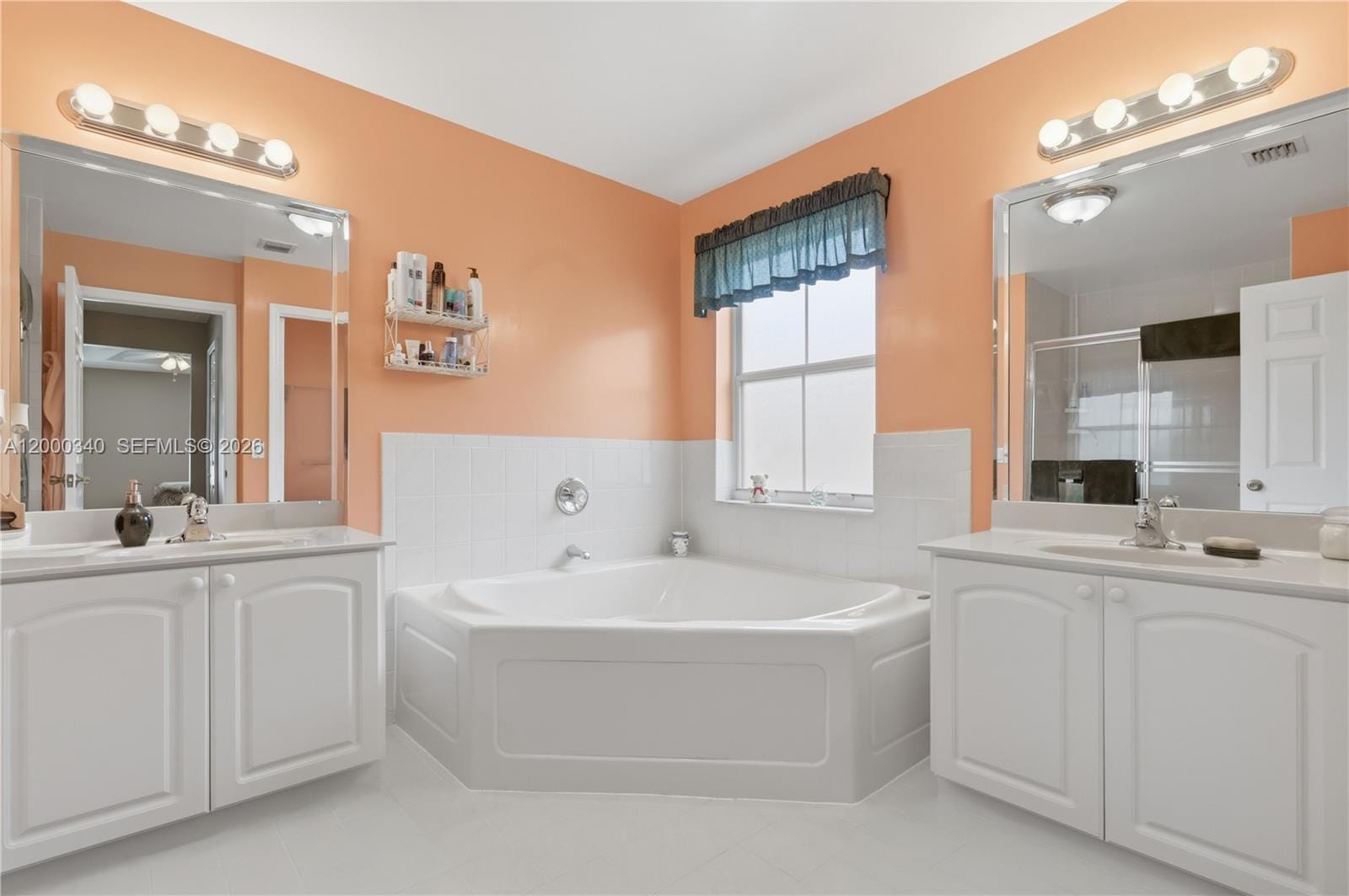 14033 N Cypress Cove Circle, Davie, FL 33325 photo 17