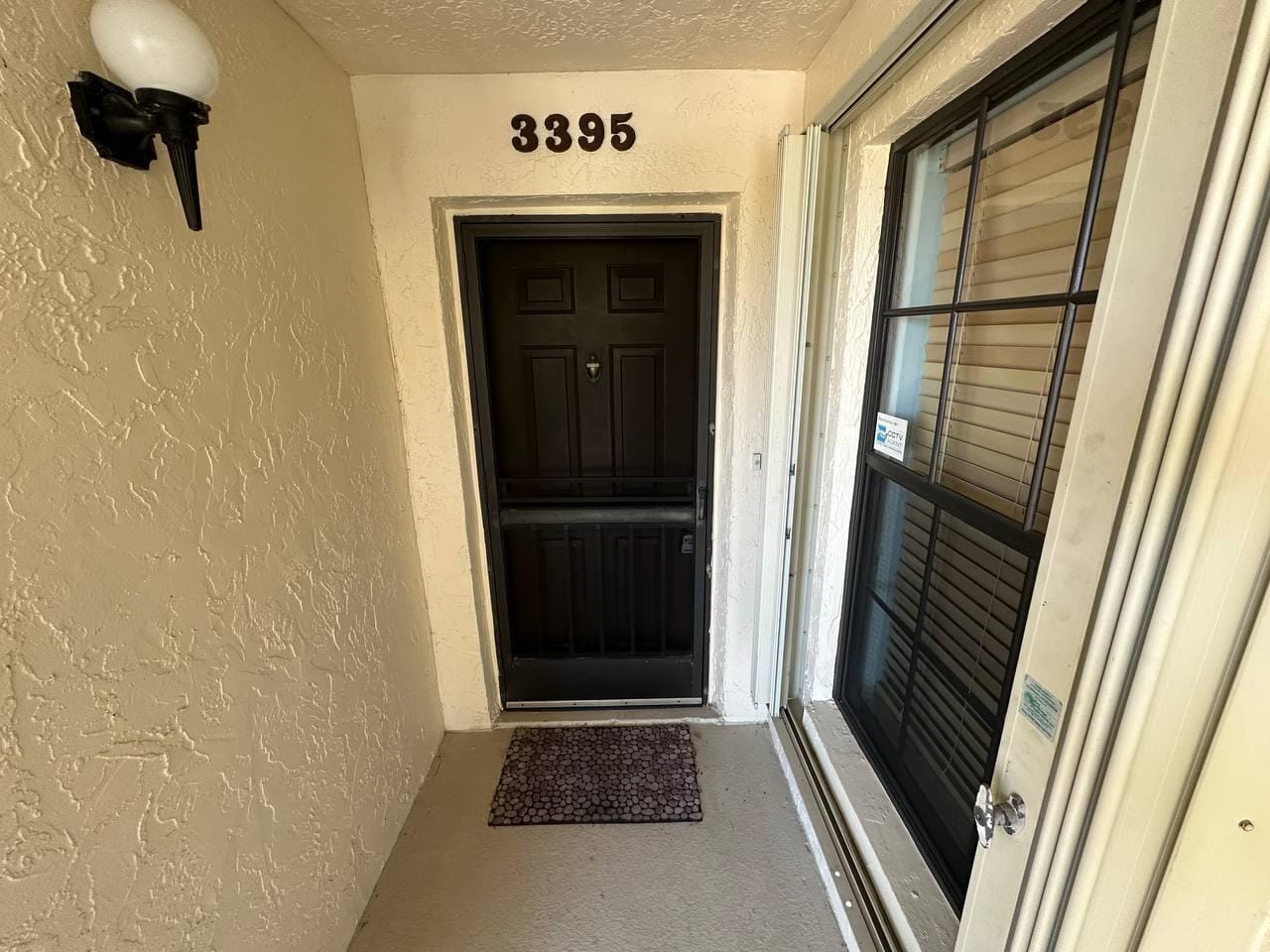 3395 Jog Park Drive — photo 2