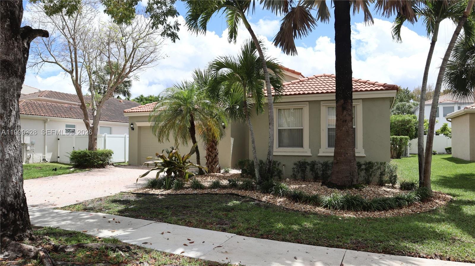 15624 SW 52nd Court, Miramar, FL 33027 photo 2