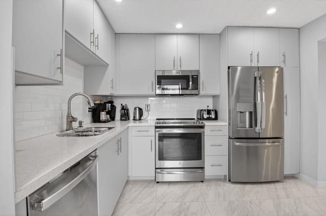 7563 Glendevon Lane 1306, Gleneagles, Delray Beach, FL