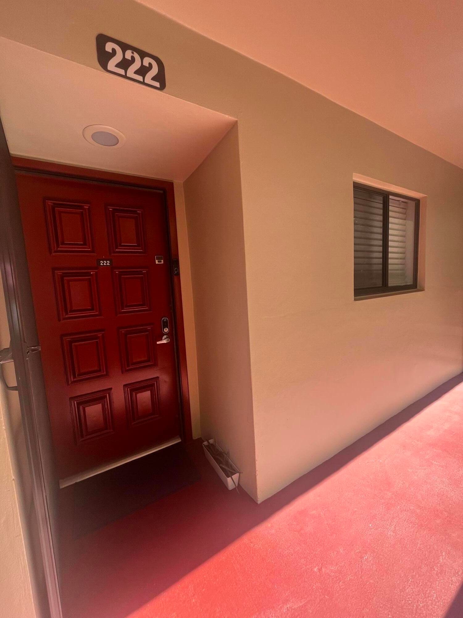 5160 Las Verdes Circle 222, Delray Beach, FL 33484 photo 1