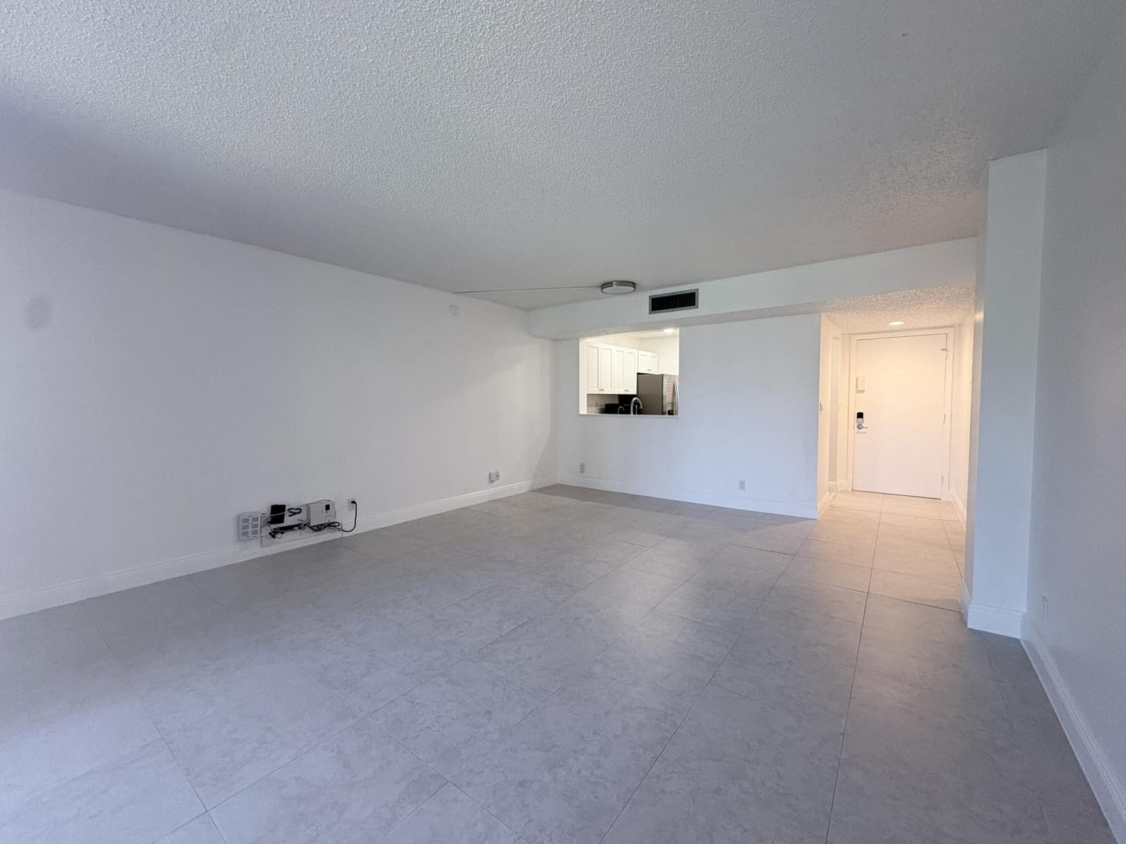 5160 Las Verdes Circle 222, Delray Beach, FL 33484 photo 6