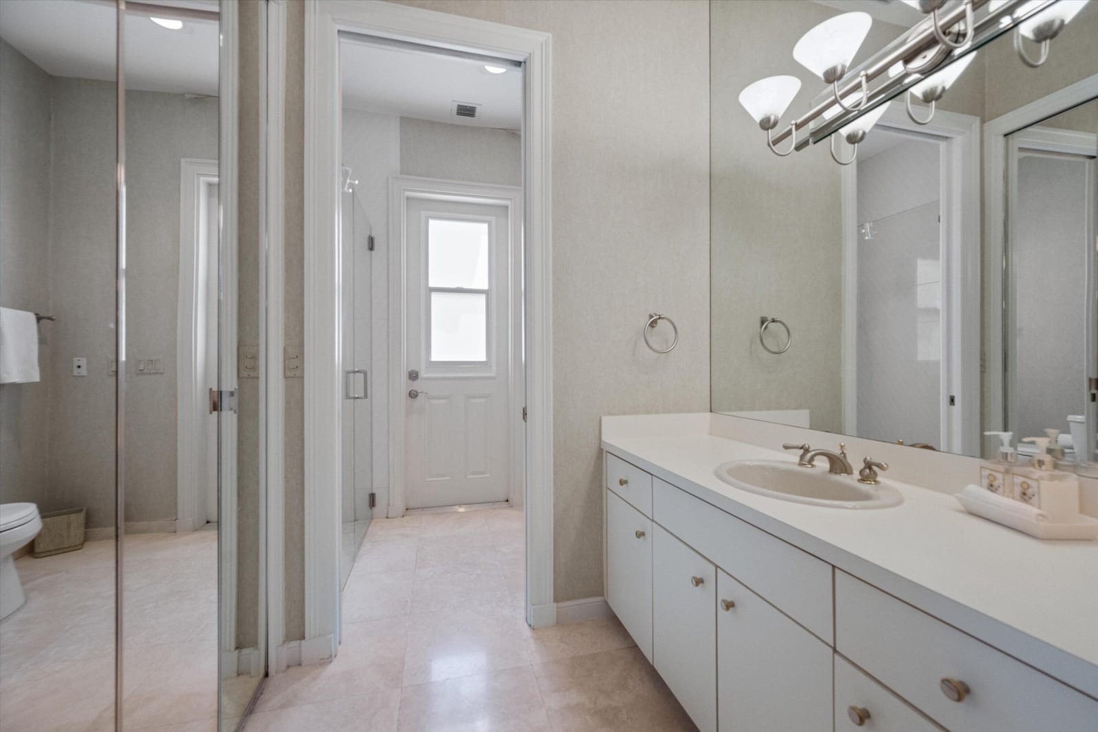 1776 Breakers West Boulevard, West Palm Beach, FL 33411 photo 22